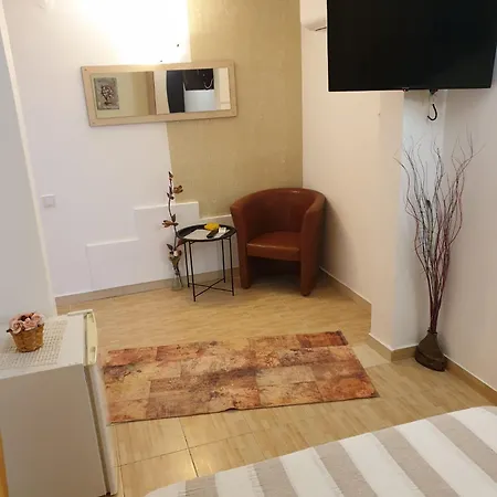 Amaka Habitación en casa particular Costinesti